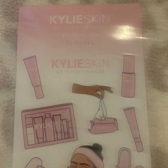 Kylie Skin | Stickers - Picture 6 of 7